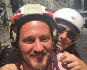 Dolce & Gabbana a Napoli: il tour di Stefano in motorino per i vicoli