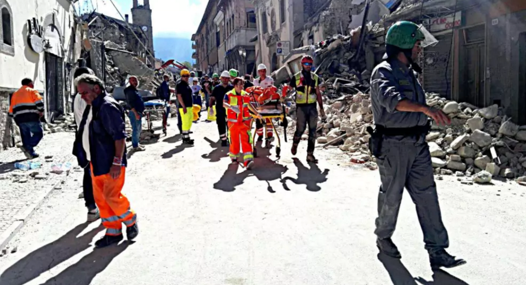 Terremoto in centro Italia: la terra continua a tremare, altra scossa alle 14,00