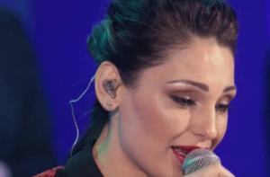 Concerto Anna Tatangelo, in migliaia a Ottaviano per vederla