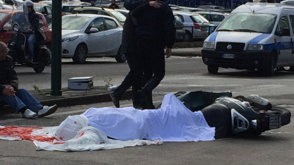 Incidente mortale a Casoria, perde la vita un 25enne