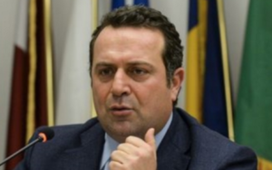 Insulti contro i napoletani dopo il terremoto di Ischia, la decisione dell'avvocato Pisani