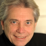 Nino D'Angelo pronto a lasciare la direzione del Teatro Trianon