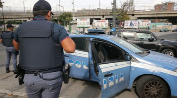 Agguato a Napoli, forse un movente passionale dietro il tentato omicidio