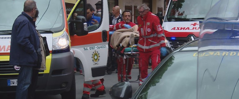 Schiaffi e pugni a dottoressa ed infermiera, è folli a Pontecagnano