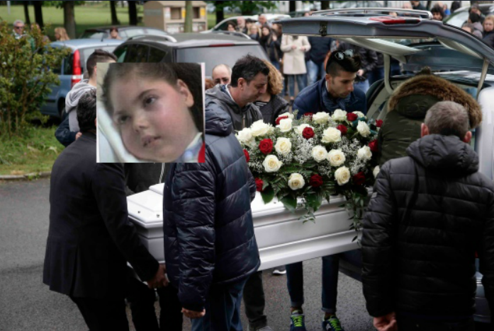 Angela non c'è l'ha fatta, addio alla piccola di Pianura