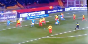 Napoli in vantaggio, Dries Mertens ha segnato l'1-0