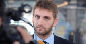 Roberto De Luca si dimette dopo il video sui rifiuti che lo vede coinvolto