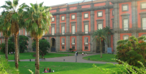 Capodimonte, un campo da rugby permanente nel bosco