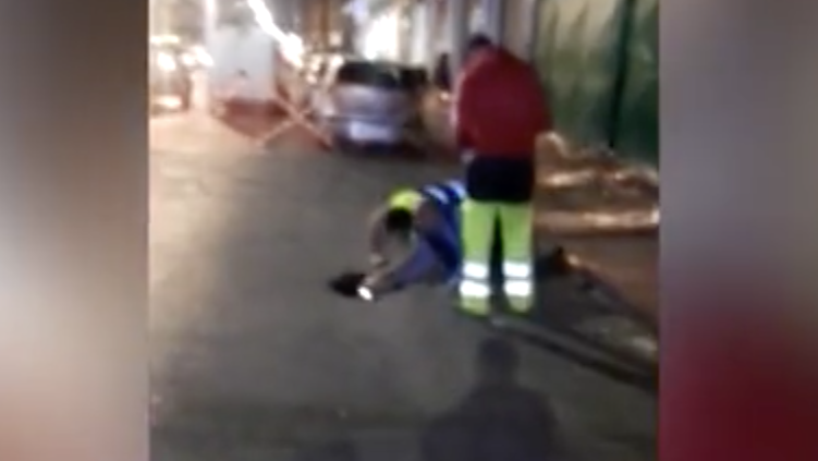 Bagnoli, cade la strada: chiusa via Diocleziano