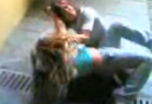 Super rissa in un condominio di Acerra, due coppie hanno litigato per un parcheggio