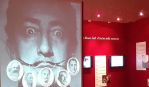 "Io, Dalì", al Pan: il segreto della mostra è l'allestimento