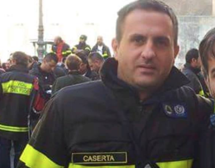 Lutto nel Napoletano, muore vigile del fuoco: Bacoli piange Roberto Cafiero