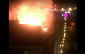 Napoli, a fuoco Palazzo Maddaloni: l'edificio si trova in pieno centro