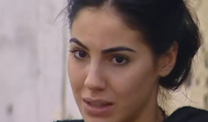 Giulia De Lellis, furia su Instagram: "Cosa volete? Ecco cosa siete"