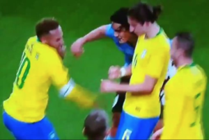 Niente rinnovo e screzi con Neymar, Cavani può lasciare Parigi