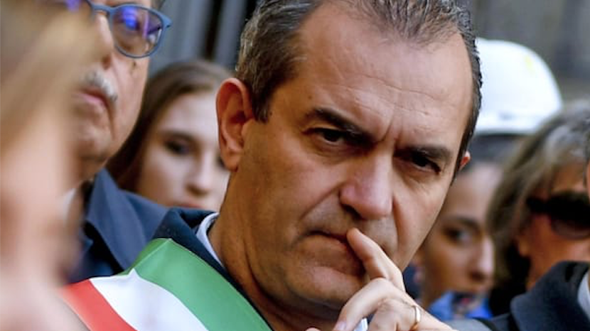 Napoli, allerta meteo: De Magistris chiude villa comunale e tutti i parchi