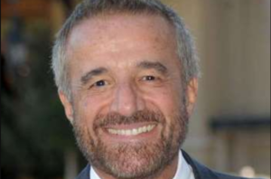 Christian De Sica, realizza il sogno di papà Vittorio: "Torno a Castellammare"