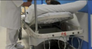 Ricoverato a Napoli, muore in ospedale dopo ore di attesa: la denuncia