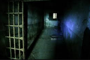 "Cella Zero", è iniziato il processo: protesta dei parenti dei detenuti