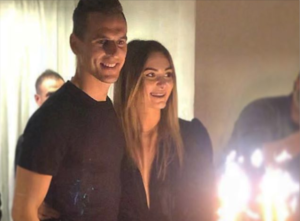 Festa per Milik, la sorpresa di Jessica: parenti e compagni di squadra presenti