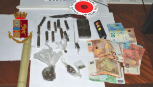 Blitz della polizia a San Giuseppe Vesuviano, arrestato per spaccio il gestore di un bar