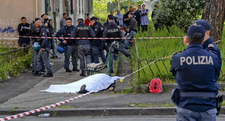 Ucciso fuori la scuola mentre accompagnava il nipotino, il retroscena: "Anche il bimbo un'obiettivo dei killer"