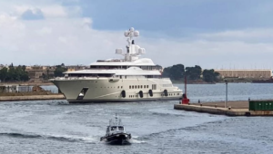 Sorrento, rapina in mezzo al mare: rubato tender da 90mila euro