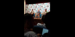 Malore per un tifoso del Napoli durante l'incontro con Ancelotti e due calciatori