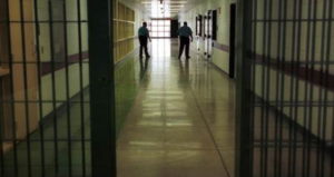 Carcere di Poggioreale, bollettino dall'inferno: "Sovraffollamento e igiene, c'è tanto da fare"