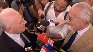 Spogliatoi del San Paolo, siparietto De Luca-Adl: "Io, pagare? Mai!"