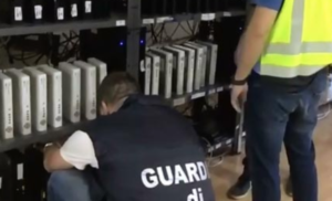 Guerra al 'pezzotto', la Finanza: "Possiamo trovare e identificare gli utenti"