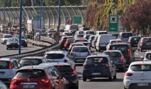 Tangenziale di Napoli, domani mattina riaprono le corsie del viadotto di Capodichino