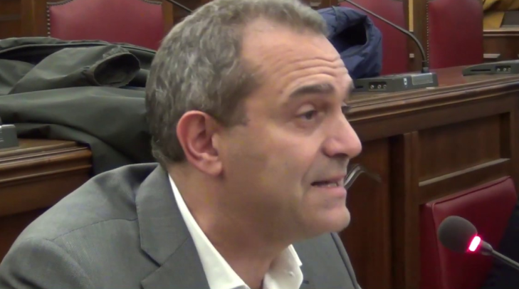 Comune di Napoli, De Magistris salvo: attesa per la mozione di sfiducia