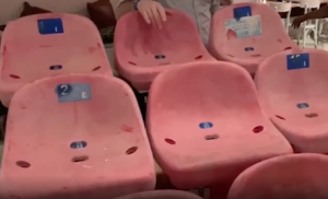 Pizza e San Paolo anche a New York, il locale con i vecchi sediolini dello stadio di Fuorigrotta