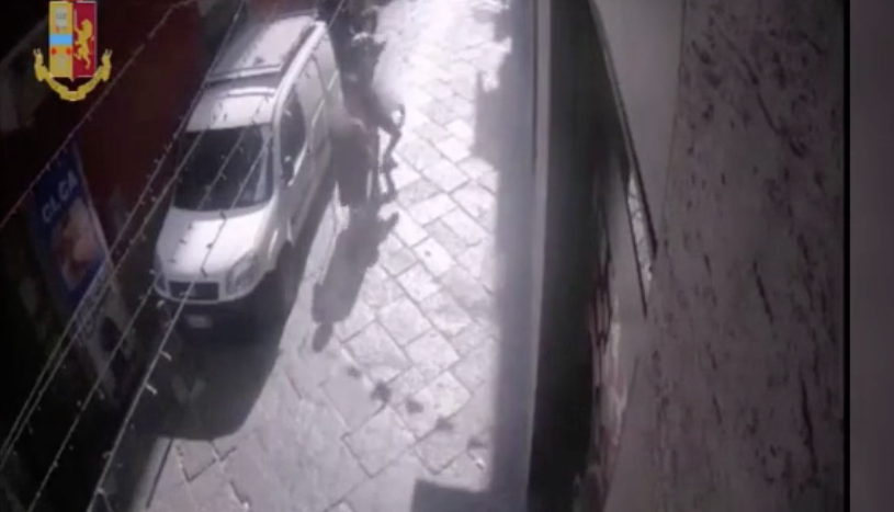 Anziana scippata e traumatizzata ai Quartieri Spagnoli, arrestato 25enne