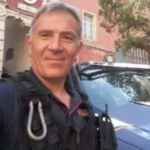 Travolto e ucciso da un'auto dopo lo schianto in scooter, Pozzuoli piange il vice questore Ciro Lomaistro