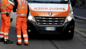 Torre del Greco, lancia petardi e ferisce moglie, cognata e figlia di 3 anni: denunciato