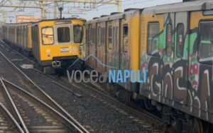 Napoli, scontro tra treni della metro Linea 1: ci sono 13 feriti