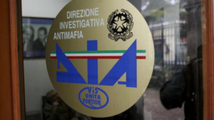 Camorra a Napoli, la DIA: "I clan si reggono sull'Accademia e le infiltrazioni politiche-economiche"