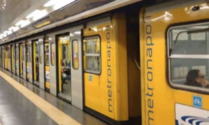 Inferno Metro Linea1, ancora un guasto: treni al buio e malori a bordo