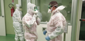 Coronavirus come la Sars ma con più vittime: 60.108 contagi e 1.363 morti