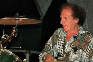 Grande lutto per la musica napoletana, addio al batterista Franco Del Prete