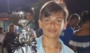 Tira fuori il rigore decisivo, il fair play del giovane Vincenzo