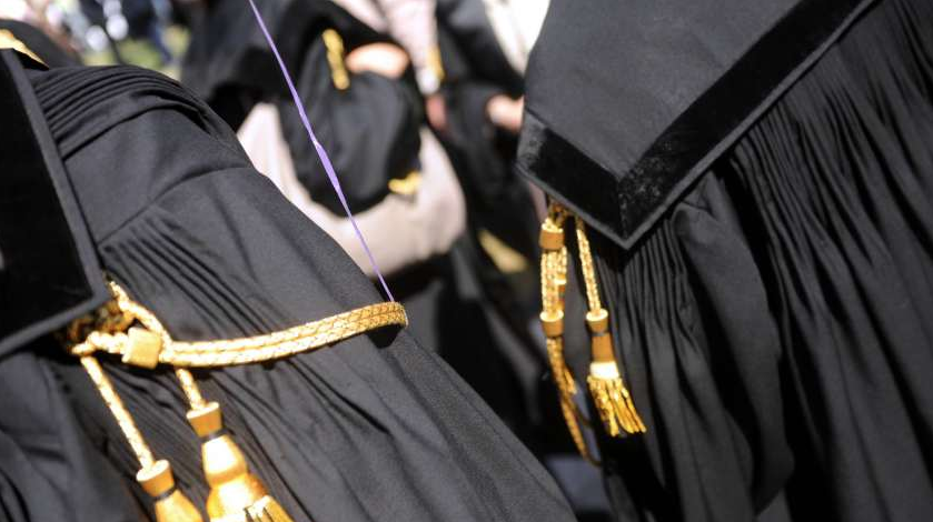 Coronavirus, l'Ordine degli avvocati di Napoli proclama lo sciopero