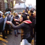 Carcere di Poggioreale, elicottero in azione: parenti dei detenuti all'esterno del penitenziario. Agenti in tenuta antisommossa