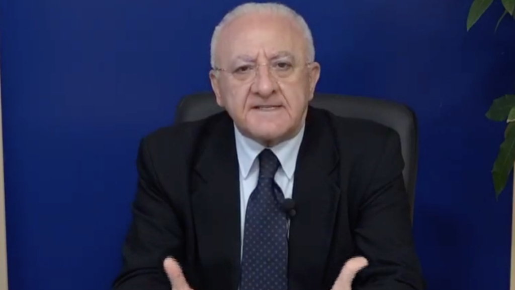 Covid19, De Luca: "Siamo in guerra, chiudo tutto". Pronte altre ordinanze