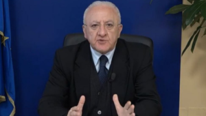 Covid19, De Luca lancia l'allarme e scrive al Governo: "Siamo quasi al limite, situazione drammatica. Serve aiuto"