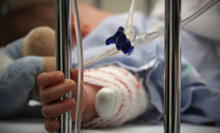 Coronavirus a Napoli, bimbo di 6 mesi è positivo: ricoverato in ospedale