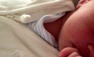 Coronavirus, guarisce e torna a casa neonato di 50 giorni