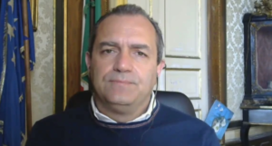 Covid19, De Magistris: "Oggi mi sento bergamasco, veneto, italiano. Assembramenti? Napoletani maturi"